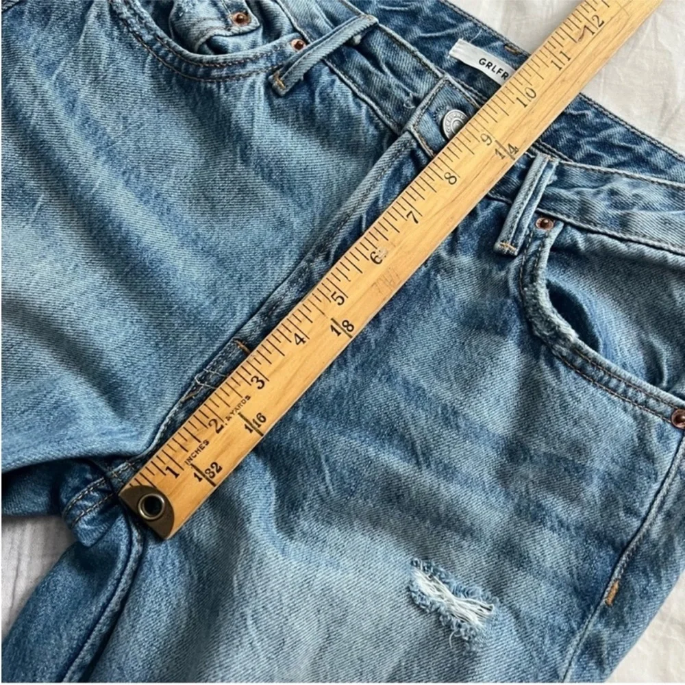 GRLFRND Kiara Mid-Rise Tomboy Jean in Domenico (blue) Size 24